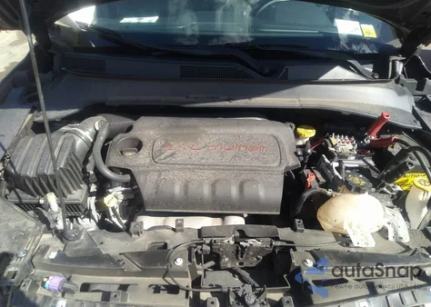 2018 Jeep Compass Latitude 4X4 from USA, damaged, VIN 3C4NJDBBXJT115783